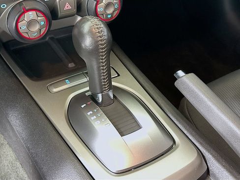 Used 2014 Chevrolet Camaro SS RWD image 20