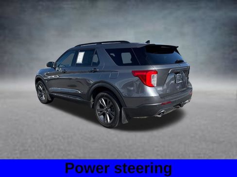 Used 2023 Ford Explorer XLT w/ Equipment Group 202A AWD/4WD image 9