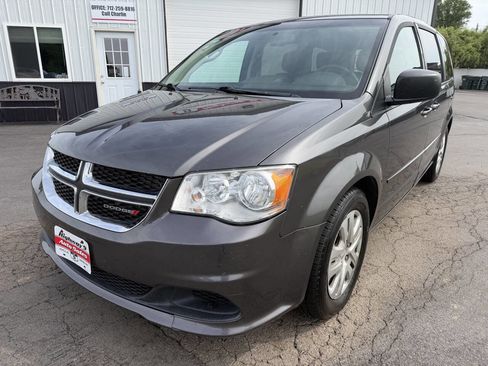 Used 2016 Dodge Grand Caravan SE w/ Quick Order Package 29E SE FWD image 9