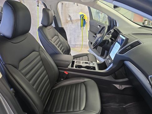 Used 2022 Ford Edge SEL w/ Convenience Package AWD/4WD image 13