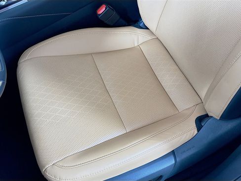 Used 2025 Lexus RX 350 Premium Plus w/ Convenience Package image 21