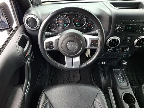 Used 2013 Jeep Wrangler Unlimited Sport AWD/4WD image 13