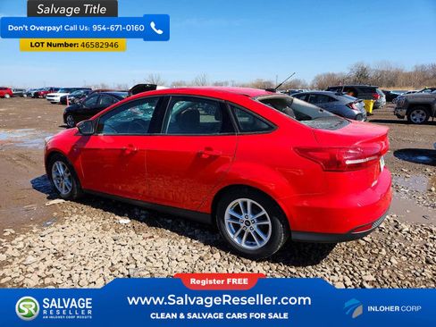 Used 2016 Ford Focus SE w/ SE Cold Weather Package FWD image 3