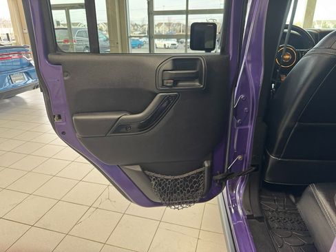 Used 2016 Jeep Wrangler Unlimited Sahara AWD/4WD image 40