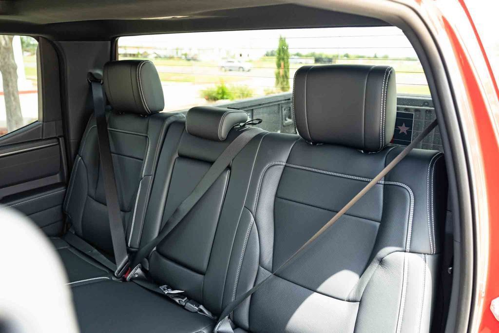 New 2026 Toyota Tundra Limited AWD/4WD image 17