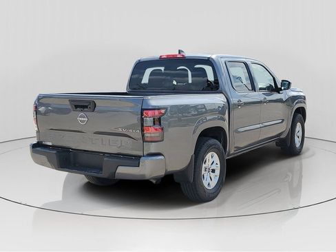 Used 2024 Nissan Frontier SV AWD/4WD image 4