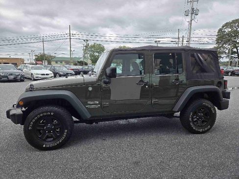 Used 2016 Jeep Wrangler Unlimited Sport w/ Connectivity Group image 6