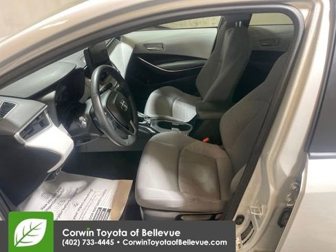 Used 2024 Toyota Corolla SE image 9