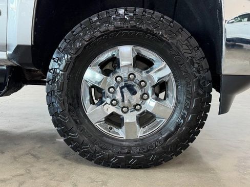 Used 2018 Chevrolet Silverado 2500 LTZ w/ Duramax Plus Package image 9