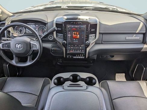 Used 2024 RAM 2500 Laramie AWD/4WD image 14