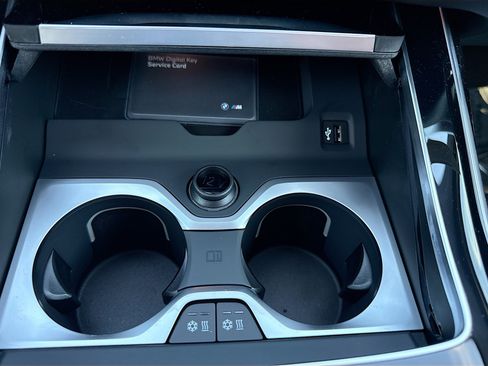New 2026 BMW ALPINA XB7 AWD/4WD image 34