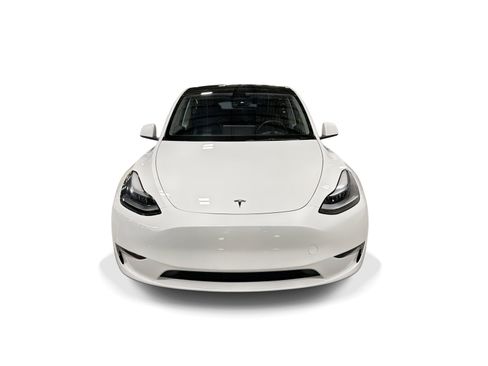 Certified 2023 Tesla Model Y Long Range AWD/4WD image 2