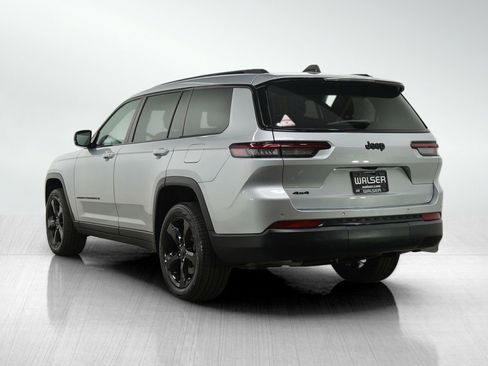 Used 2024 Jeep Grand Cherokee L Altitude image 3