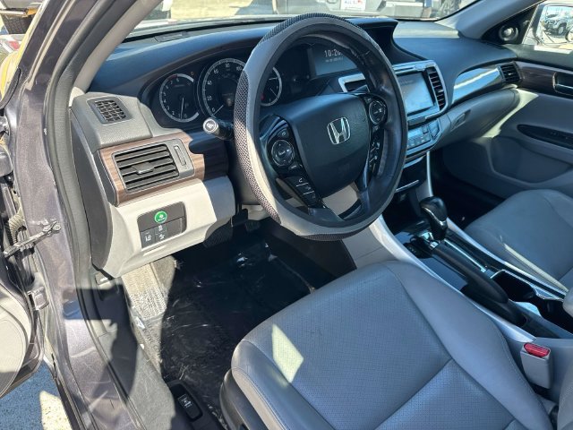Used 2017 Honda Accord EX-L image 22