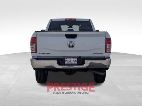 Used 2024 RAM 2500 Big Horn AWD/4WD image 11