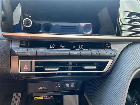 Used 2026 Toyota Camry SE image 20