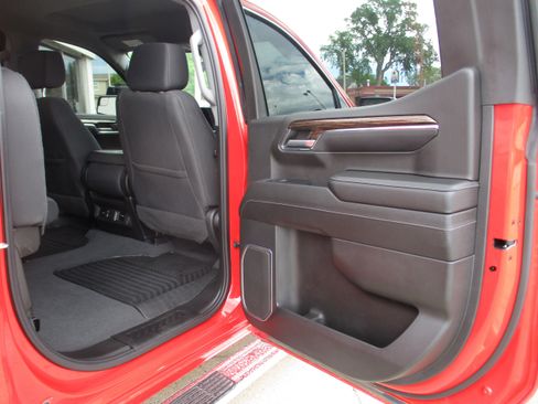 Used 2023 GMC Sierra 1500 SLE AWD/4WD image 21