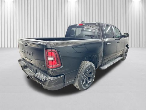 New 2026 RAM 1500 Express AWD/4WD image 5