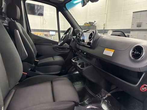New 2026 Mercedes-Benz Sprinter 2500 image 15
