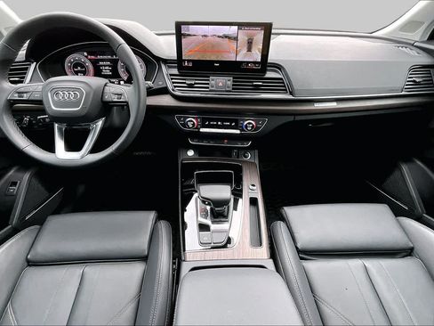 Used 2025 Audi Q5 2.0T Premium Plus AWD/4WD image 16
