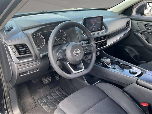 Used 2024 Nissan Rogue S AWD/4WD image 16