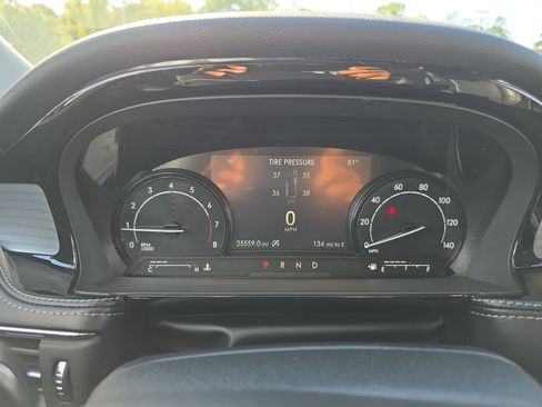 Certified 2022 Lincoln Corsair AWD w/ Equipment Group 101A image 18