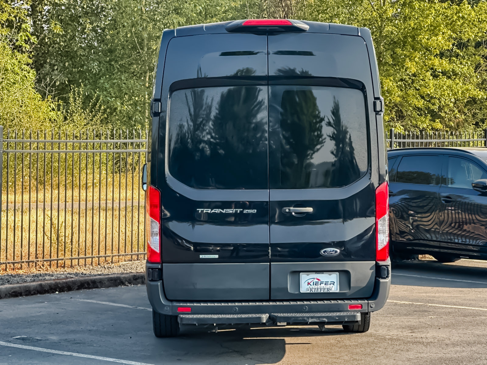 Used 2023 Ford Transit 250 148 High Roof Extended w/ Load Area Protection Package RWD image 5