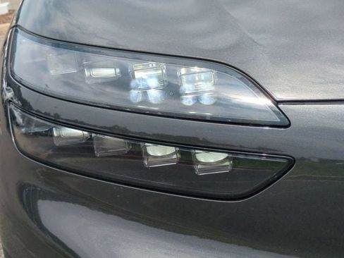 Used 2023 Genesis GV60 Performance AWD/4WD image 10