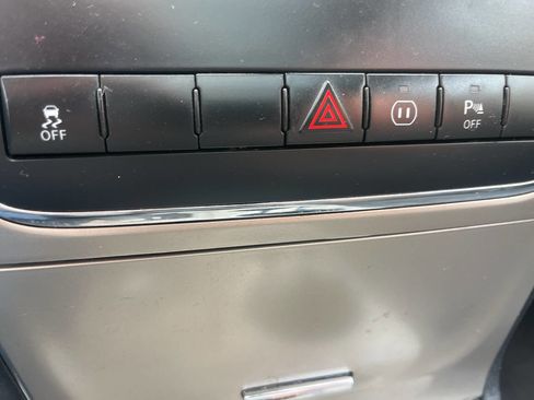 Used 2012 Jeep Grand Cherokee Laredo image 21