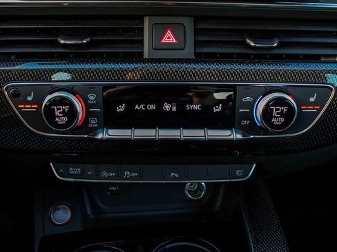 Used 2022 Audi S4 Premium image 23