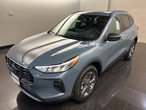 New 2026 Ford Escape ST-Line w/ Tech Pack #1 image 3