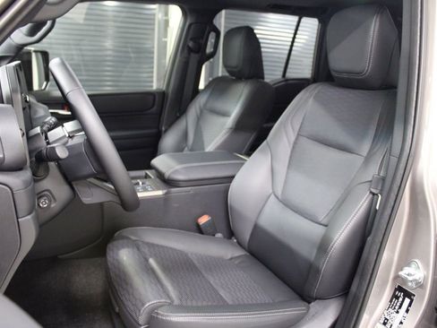 Used 2026 Toyota Land Cruiser w/ Premium Package AWD/4WD image 5