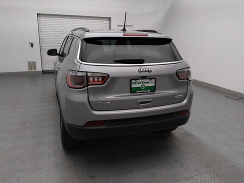 Used 2022 Jeep Compass Latitude w/ Convenience Group AWD/4WD image 6