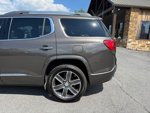 Used 2019 GMC Acadia Denali w/ Technology Package FWD image 41