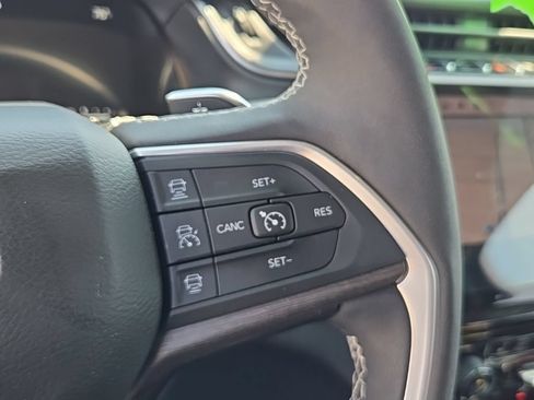 Certified 2023 Jeep Grand Cherokee Limited AWD/4WD image 26