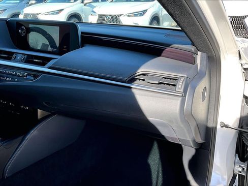 Used 2020 Lexus ES 350 w/ Premium Package image 17