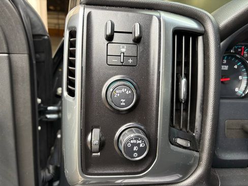 Used 2017 Chevrolet Silverado 1500 LT w/ All Star Edition image 20