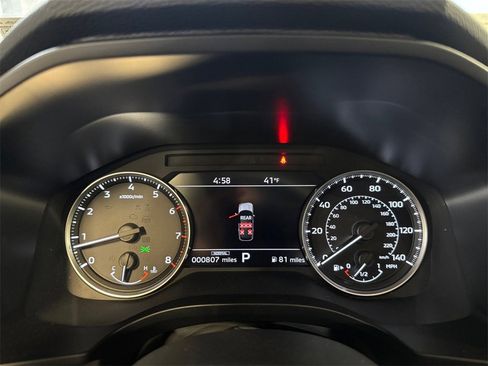 Used 2025 Mitsubishi Outlander SE image 16