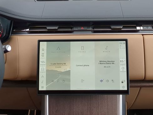 Used 2025 Land Rover Range Rover Long Wheelbase SE image 29