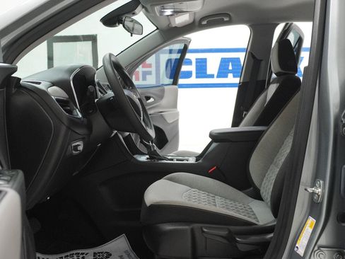Used 2024 Chevrolet Equinox LS w/ Driver Confidence II Package FWD image 5