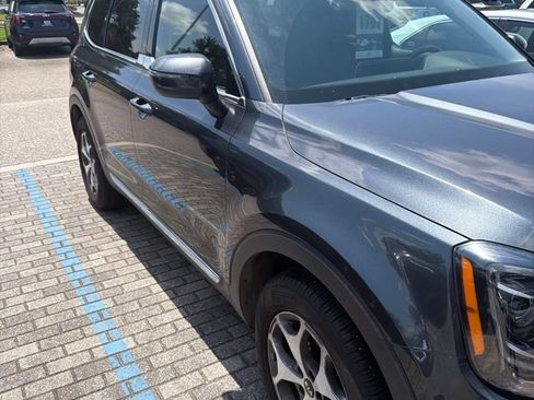 Used 2020 Kia Telluride EX FWD image 5