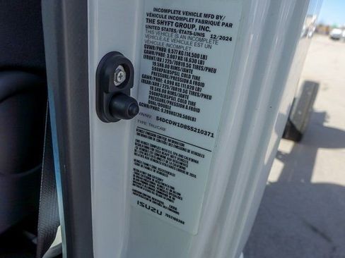 New 2025 Chevrolet Low Cab Forward image 13