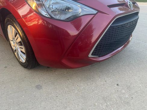 Used 2019 Toyota Yaris L FWD image 15
