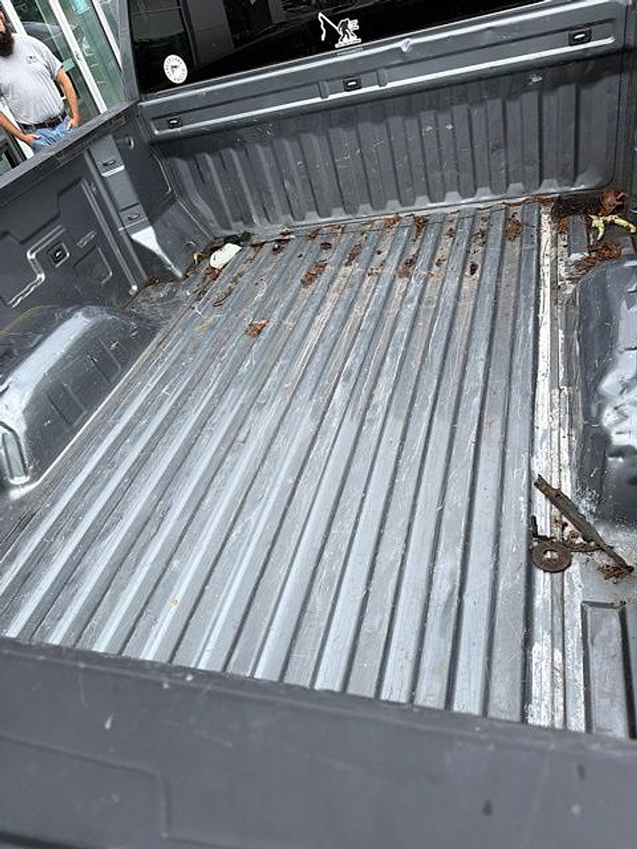 Used 2021 GMC Sierra 1500 SLE AWD/4WD image 9