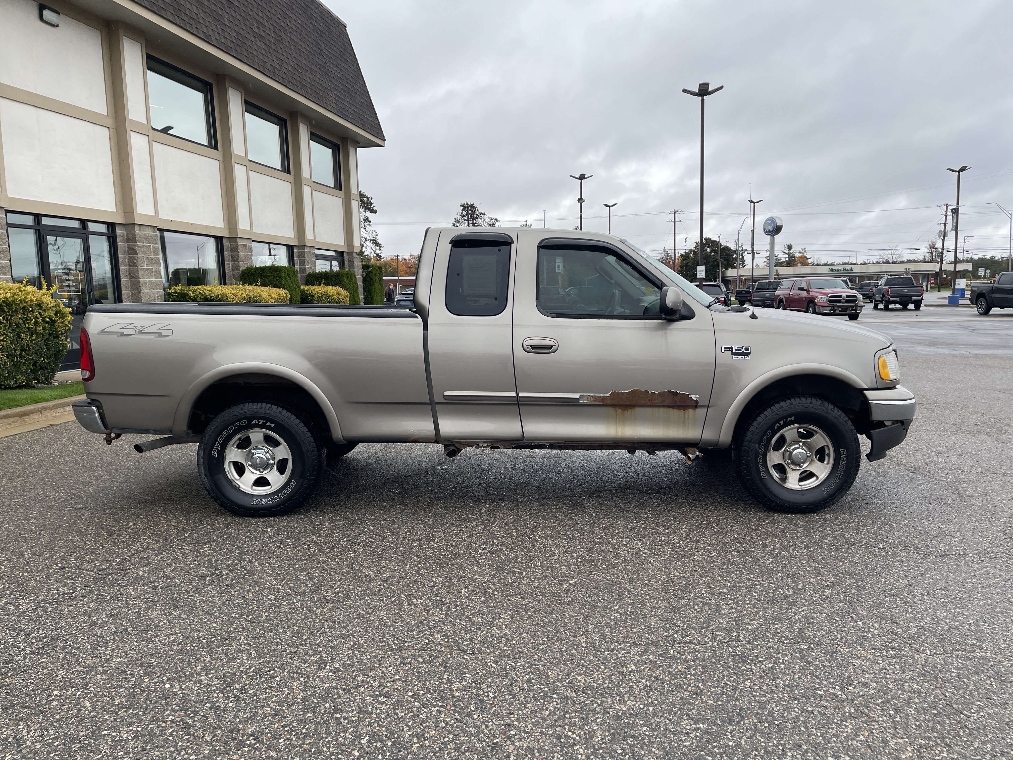 Used 2003 Ford F150 XL AWD/4WD image 3
