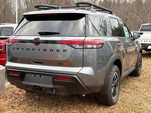 New 2026 Nissan Pathfinder Rock Creek image 7