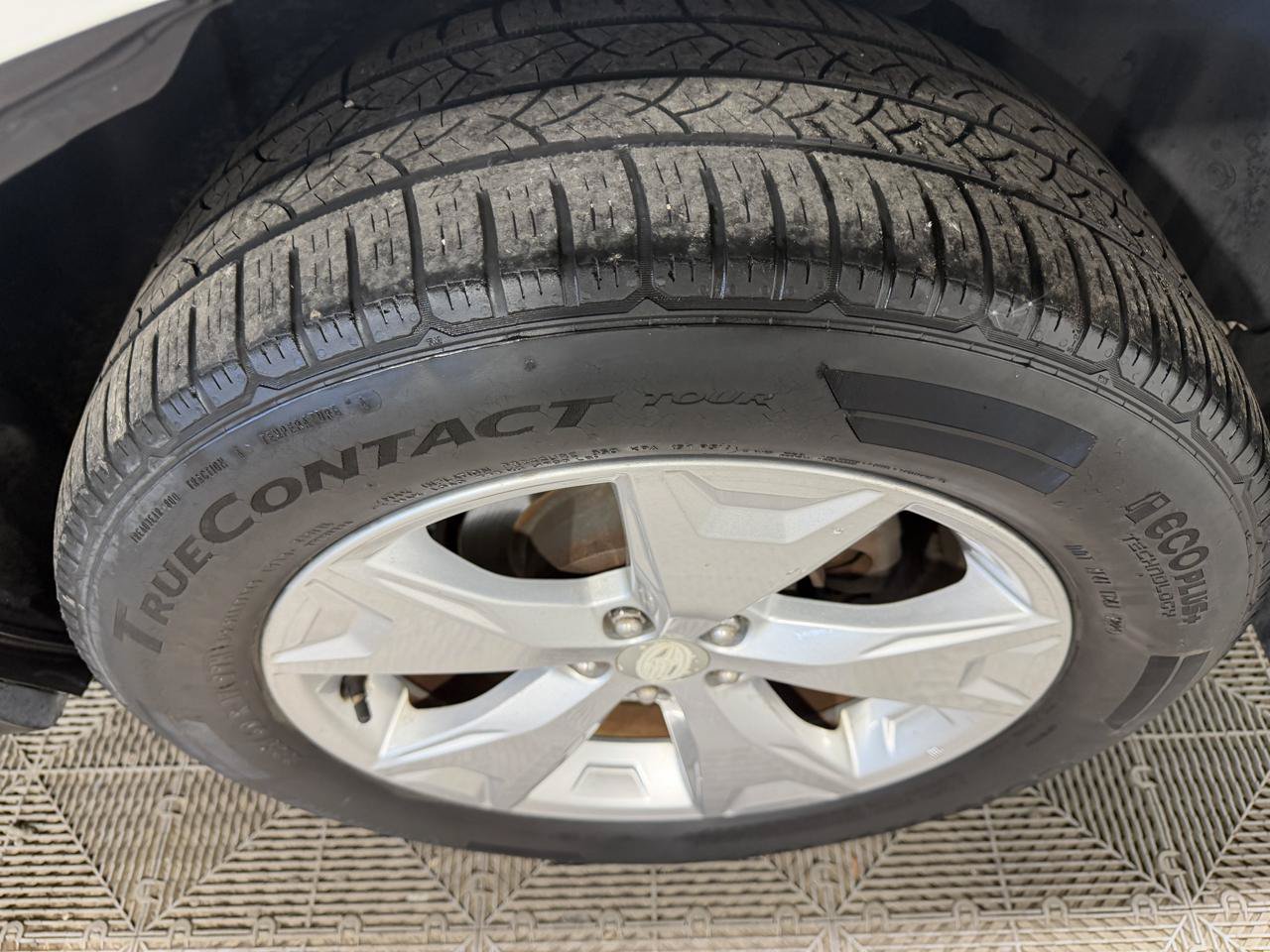 Used 2015 Subaru Forester 2.5i Limited AWD/4WD image 20