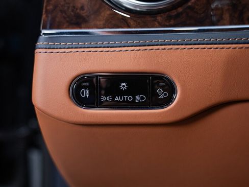Used 2020 Bentley Flying Spur W12 w/ First Edition Specification AWD/4WD image 70