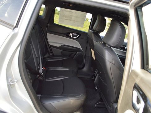 New 2026 Jeep Compass Limited image 31