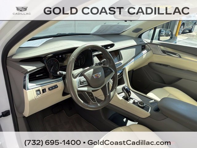Used 2023 Cadillac XT5 Premium Luxury w/ Technology Package AWD/4WD image 16